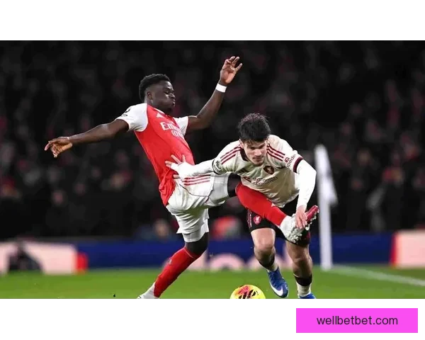 加克波拉起倒地科尔克茨利物浦赛后握手尽显体育精神温情一幕